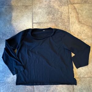 Great Northwest Clothing Company Black Long Sleeve Tee